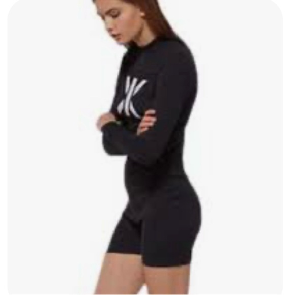 Onepiece Swift Fitted Shorts Jumpsuit - Picture 2 of 9